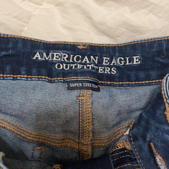 American Eagle distressed blue midi shorts - Picture 3 of 4